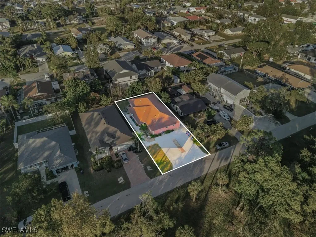 4438 Pine Lake Road Bonita Springs FL 34134
