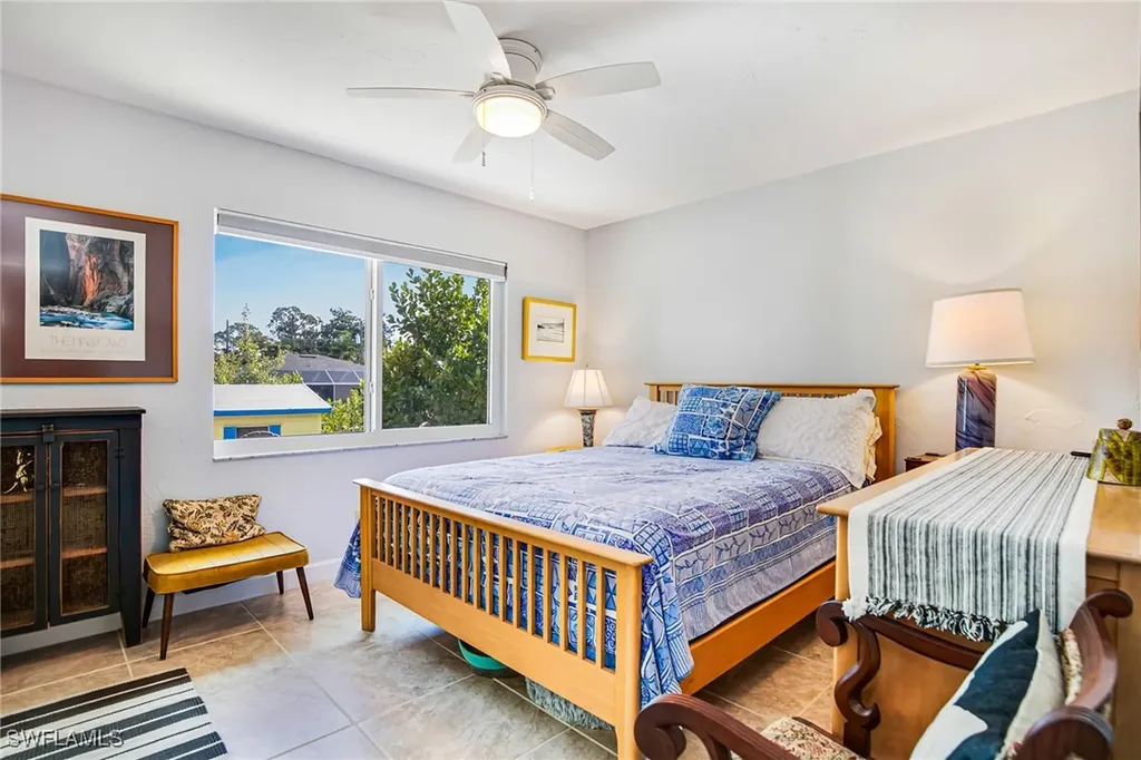 27284 Barbarosa Street Bonita Springs FL 34135