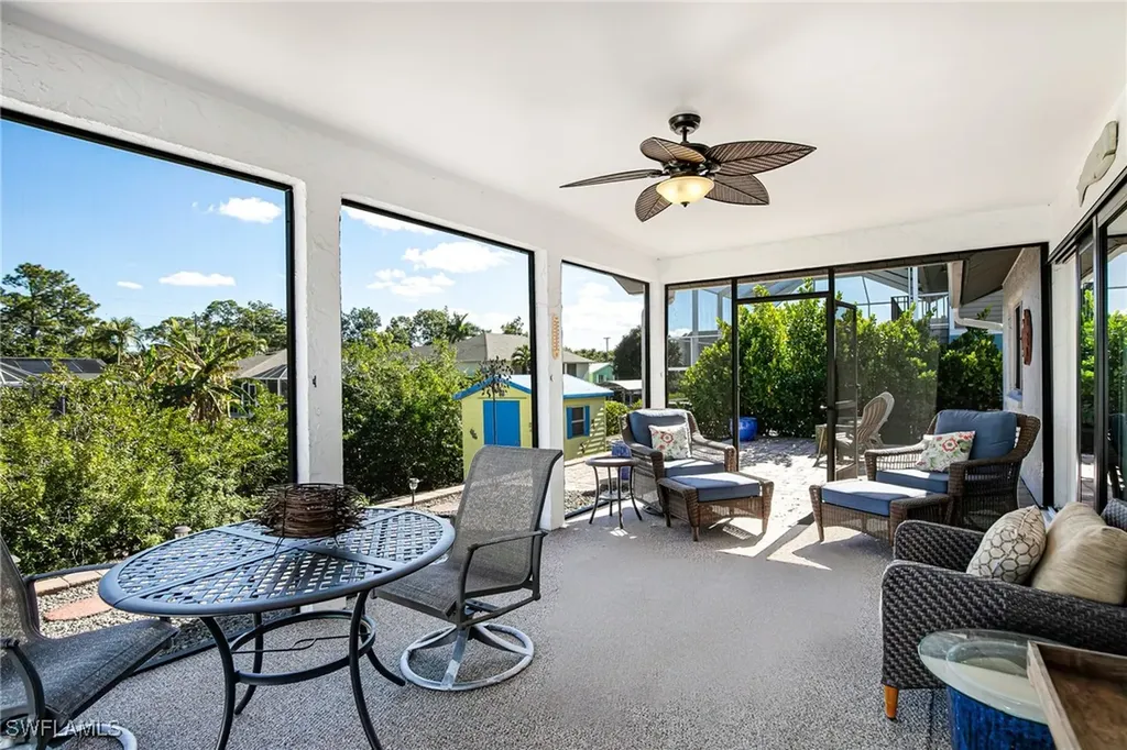 27284 Barbarosa Street Bonita Springs FL 34135