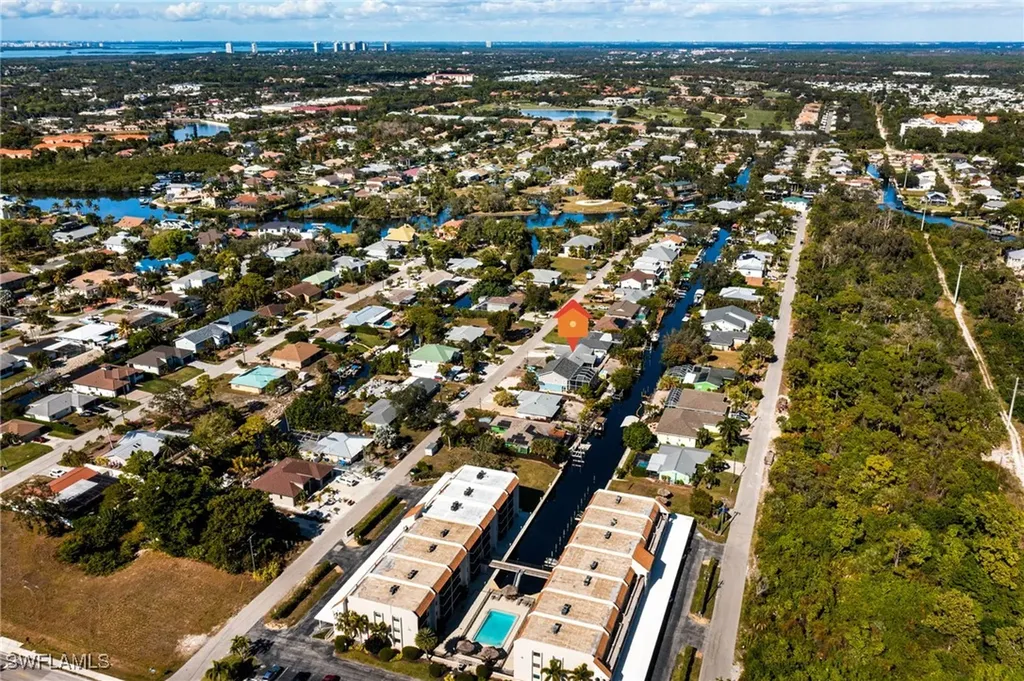 27284 Barbarosa Street Bonita Springs FL 34135