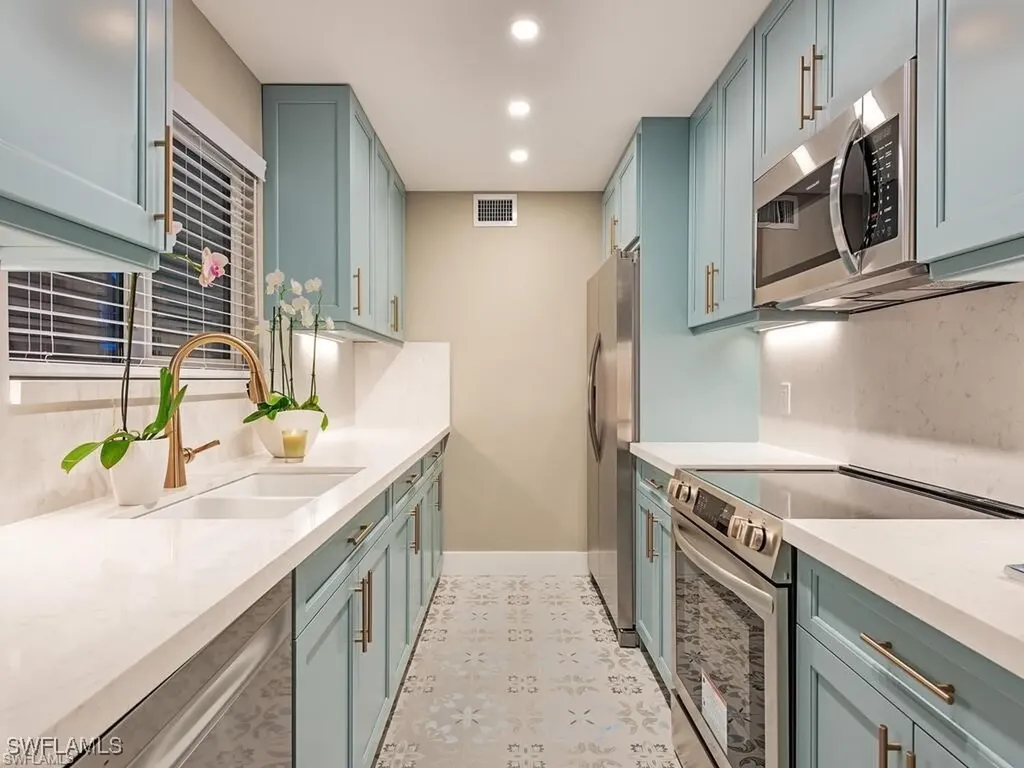 2500 Gulf Shore Boulevard N Naples FL 34103