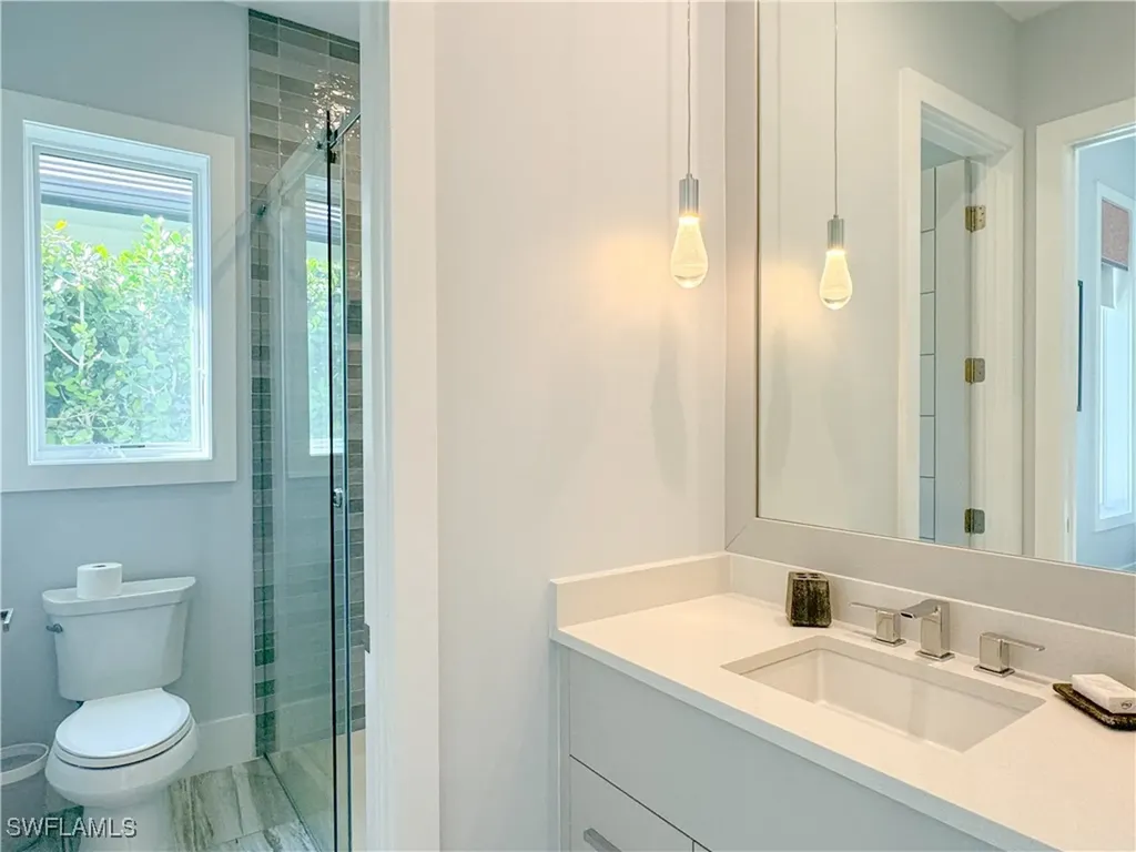 3123 Crayton Road Naples FL 34103