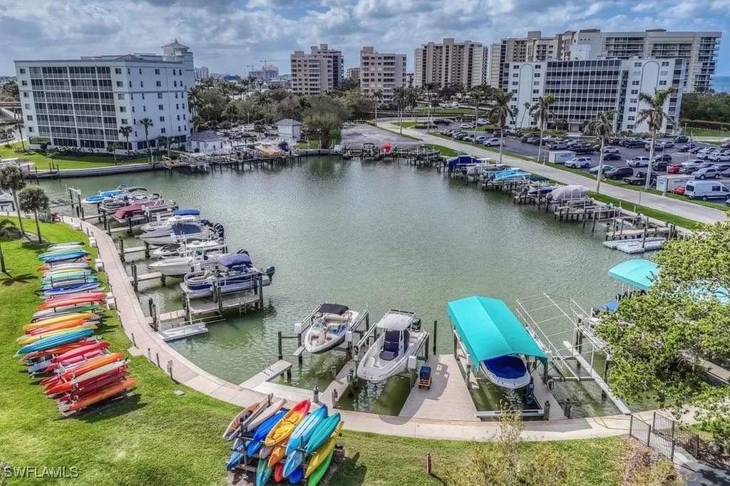 3 Bluebill Avenue Naples FL 34108