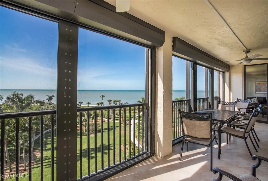 10851 Gulf Shore Drive Naples FL 34108