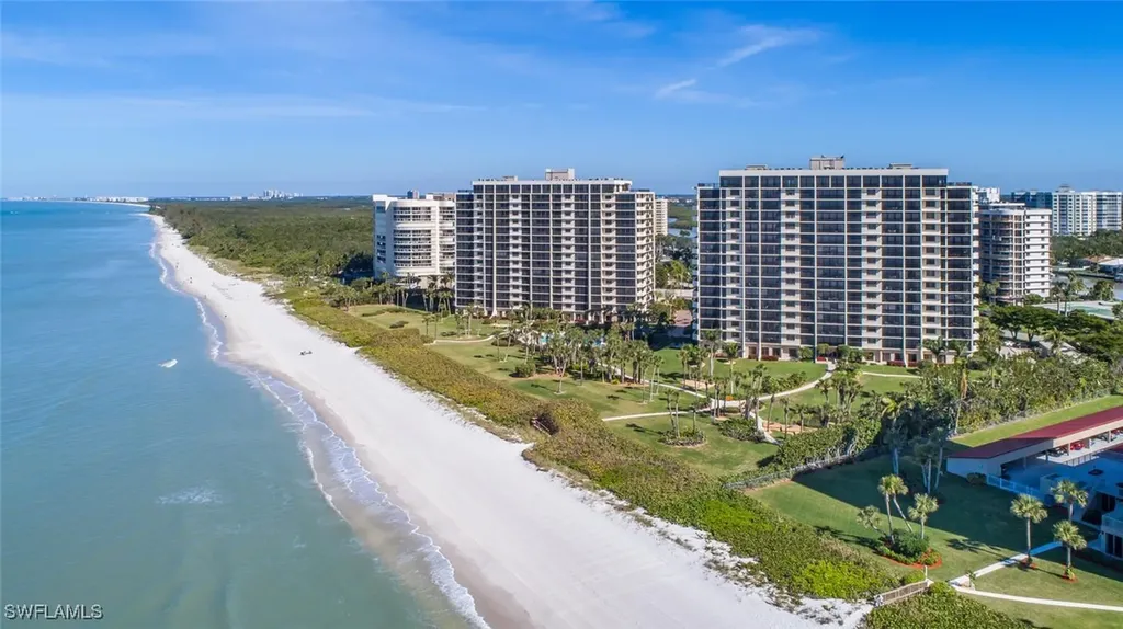 10851 Gulf Shore Drive Naples FL 34108