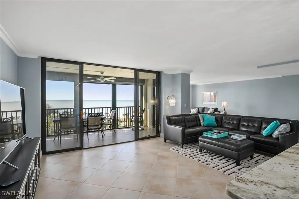 10851 Gulf Shore Drive Naples FL 34108