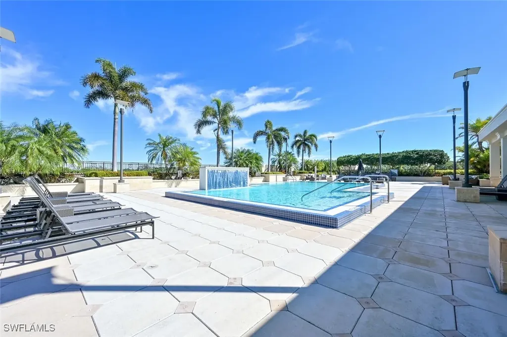 9115 Strada Place Naples FL 34108