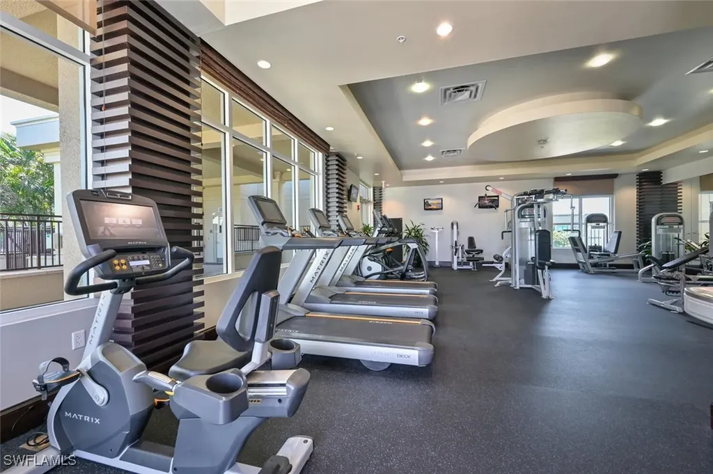 9115 Strada Place Naples FL 34108