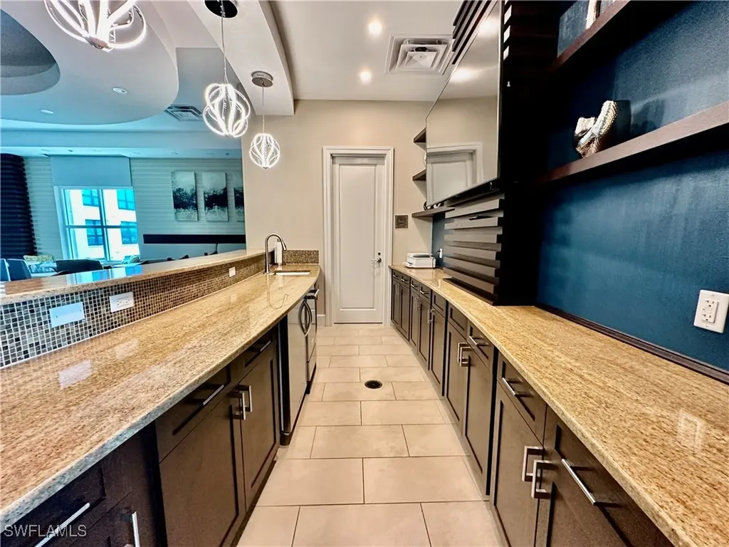 9115 Strada Place Naples FL 34108