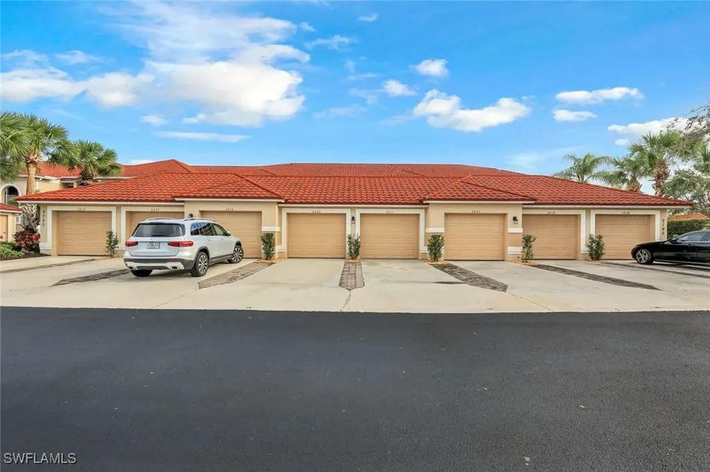 2790 Cypress Trace Circle Naples FL 34119