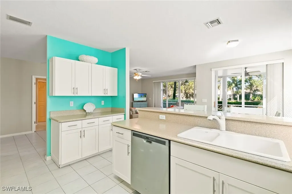 8471 Southbridge Drive Estero FL 33967