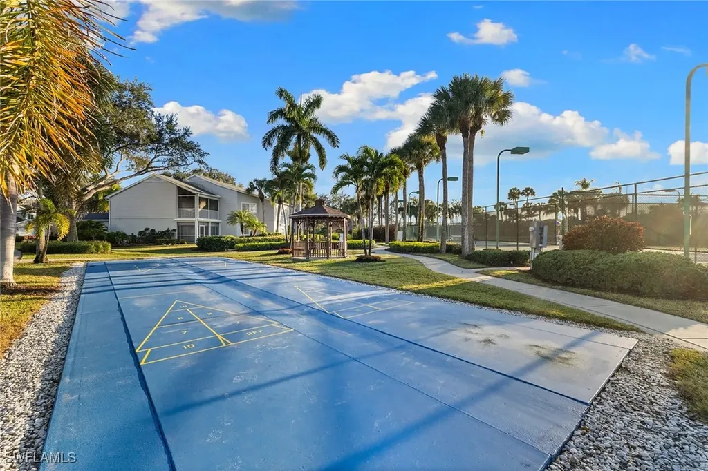 2651 Citrus Lake Drive Naples FL 34109
