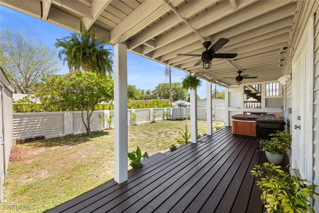 2040 Clarke Avenue Fort Myers FL 33905