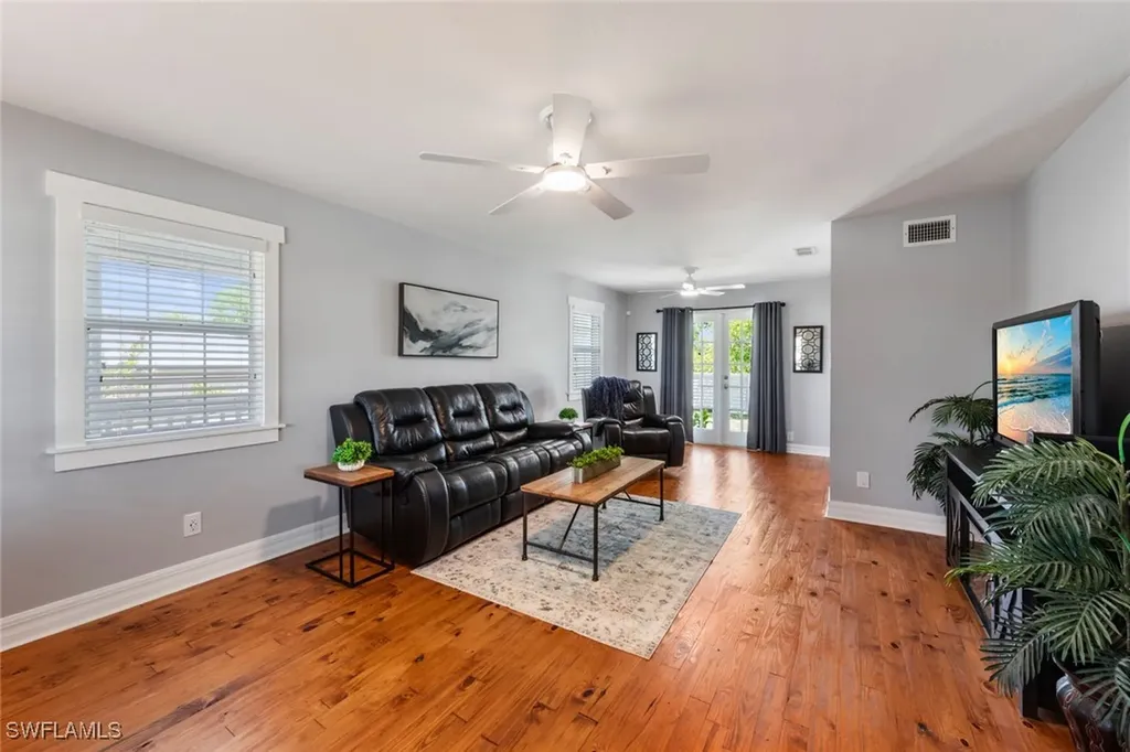 2040 Clarke Avenue Fort Myers FL 33905