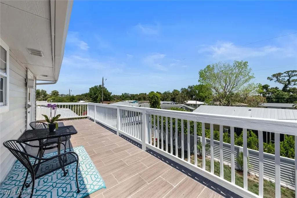 2040 Clarke Avenue Fort Myers FL 33905
