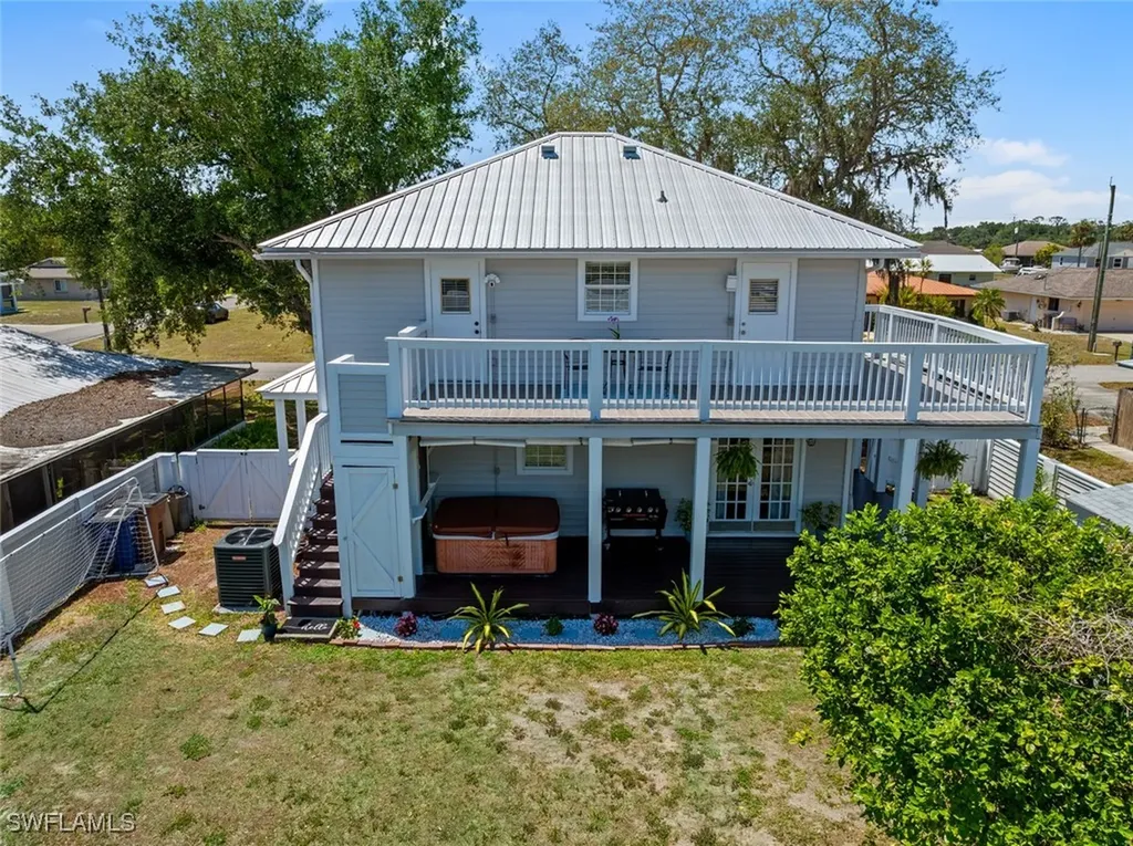 2040 Clarke Avenue Fort Myers FL 33905