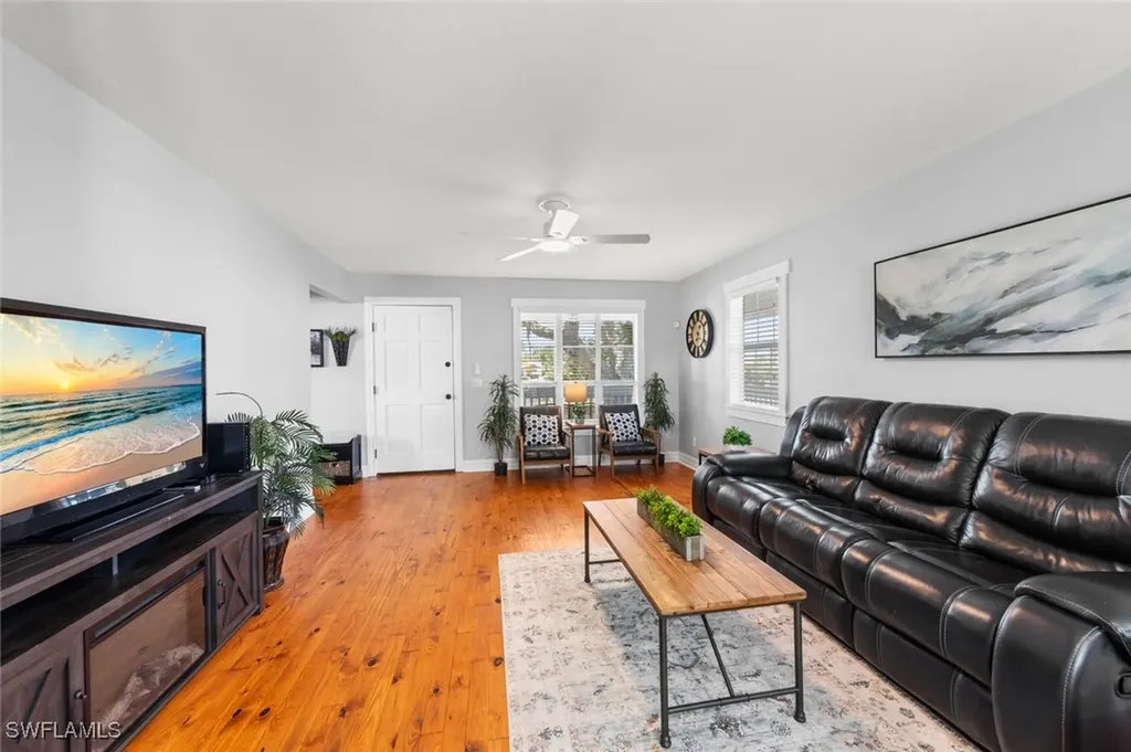 2040 Clarke Avenue Fort Myers FL 33905
