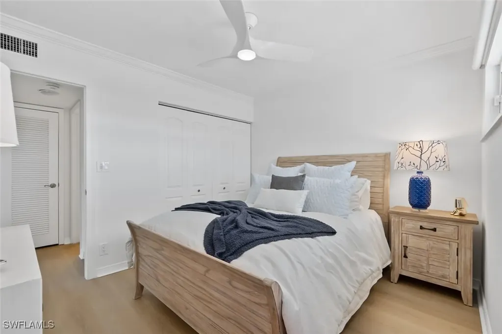 606 Broad Avenue S Naples FL 34102