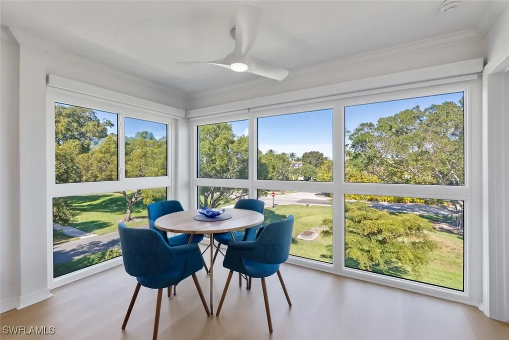 606 Broad Avenue S Naples FL 34102