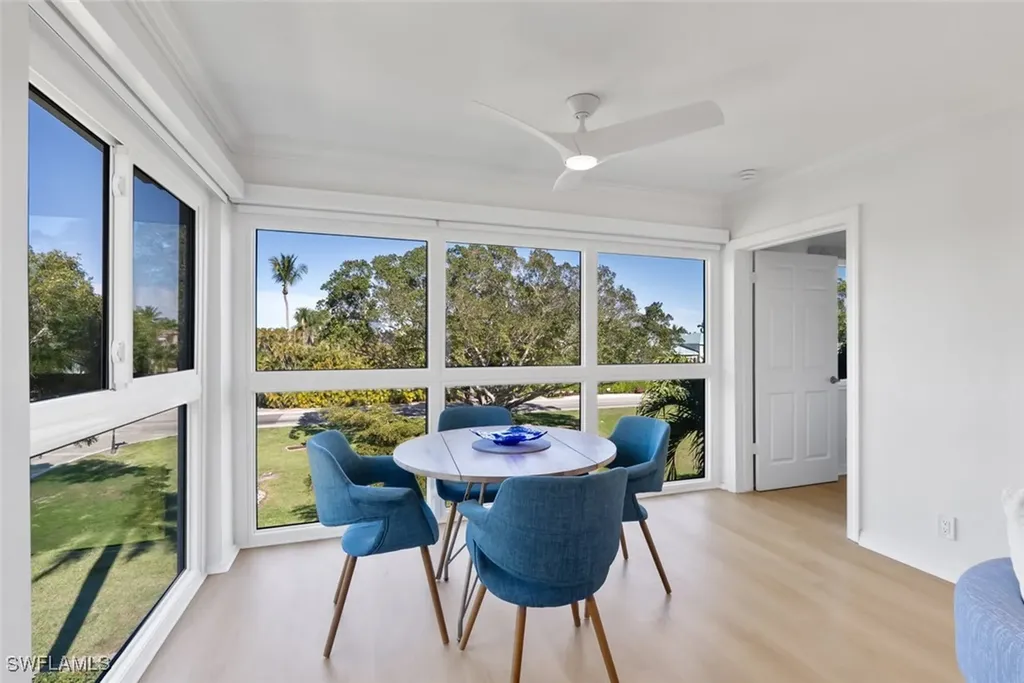 606 Broad Avenue S Naples FL 34102