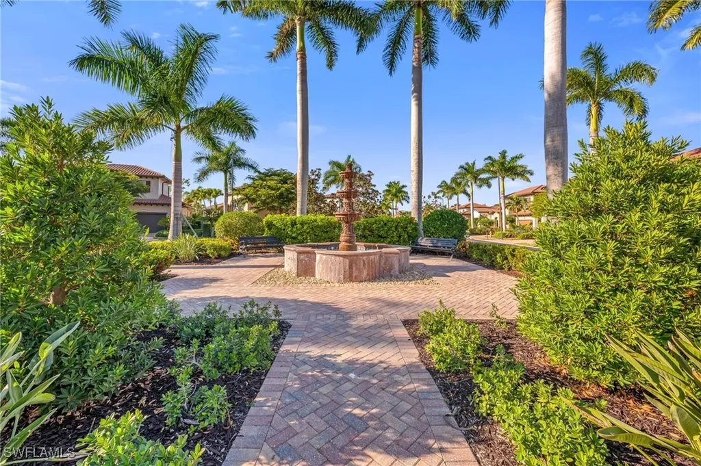 7890 Allende Lane Naples FL 34113