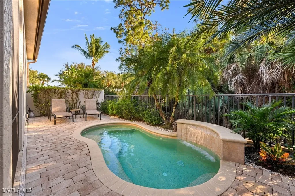 7890 Allende Lane Naples FL 34113