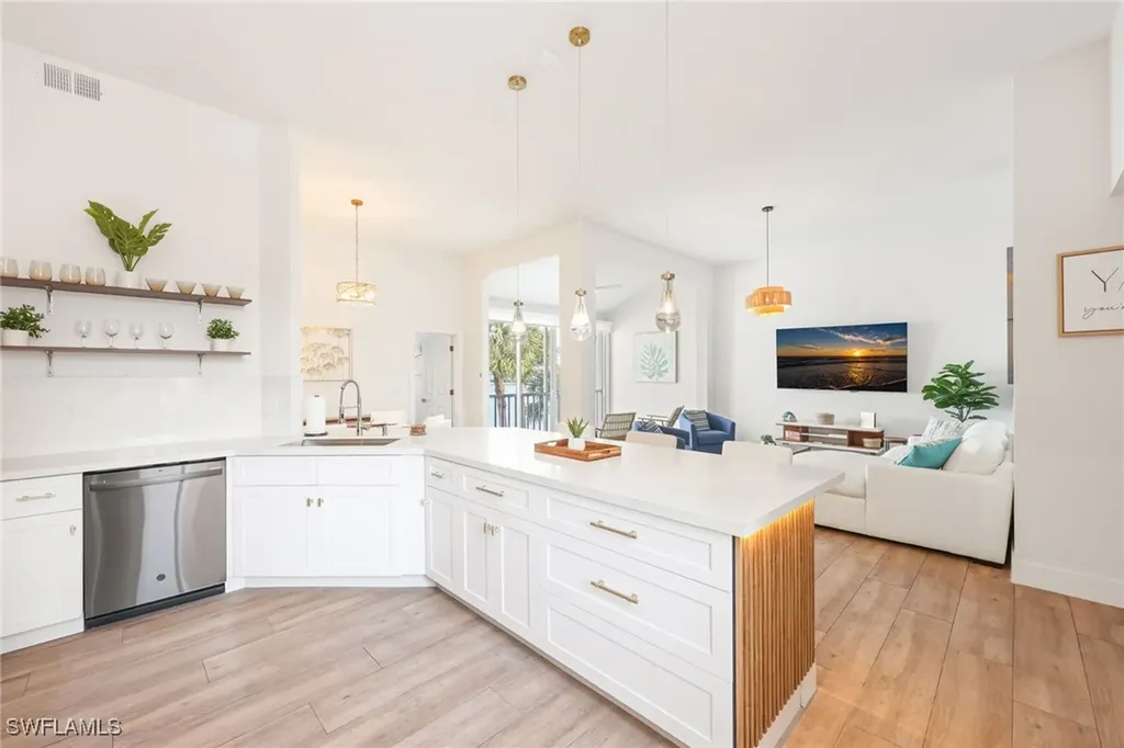 2711 Citrus Lake Drive Naples FL 34109