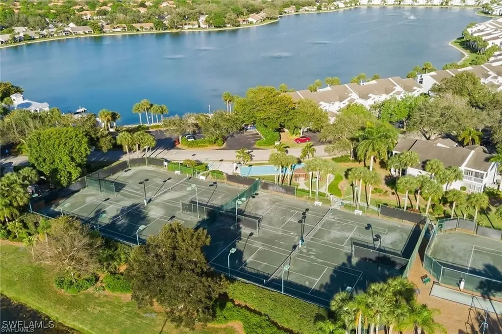 2711 Citrus Lake Drive Naples FL 34109