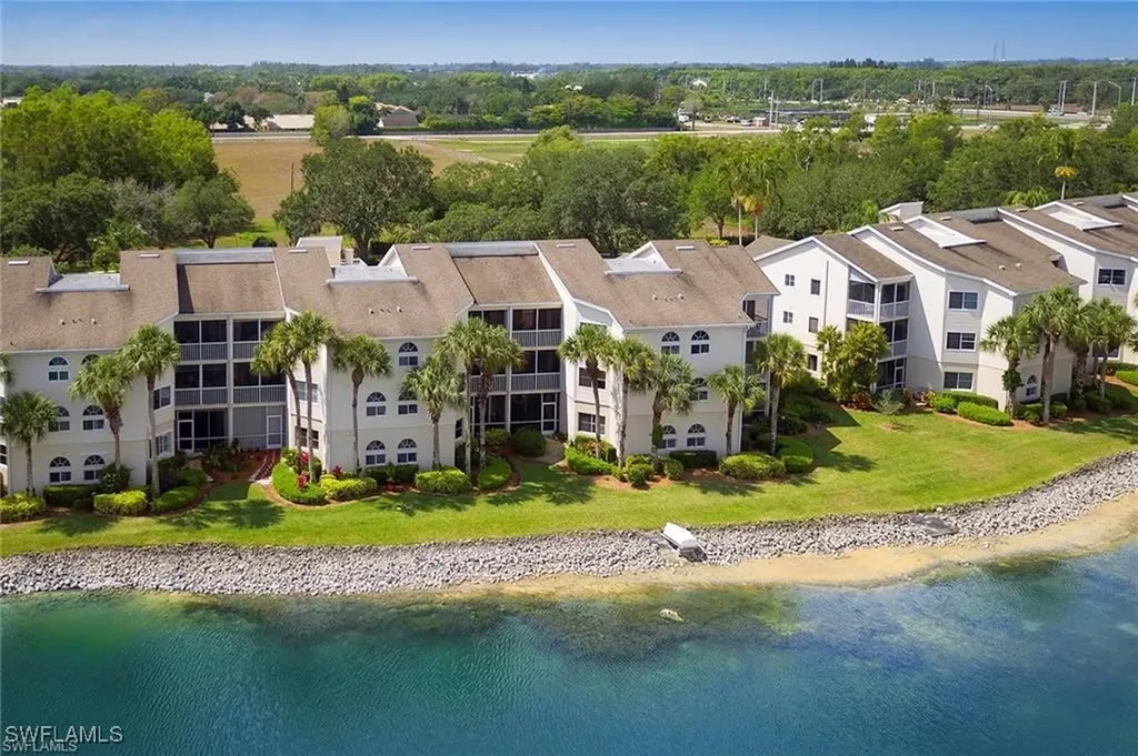 2711 Citrus Lake Drive Naples FL 34109