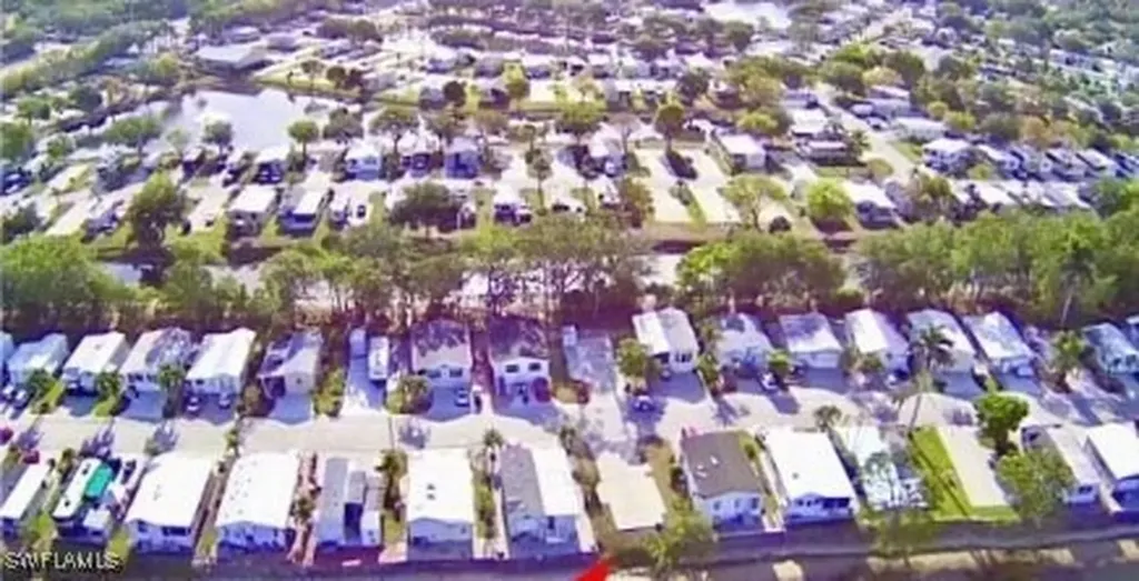 276 Bass Lane Naples FL 34114
