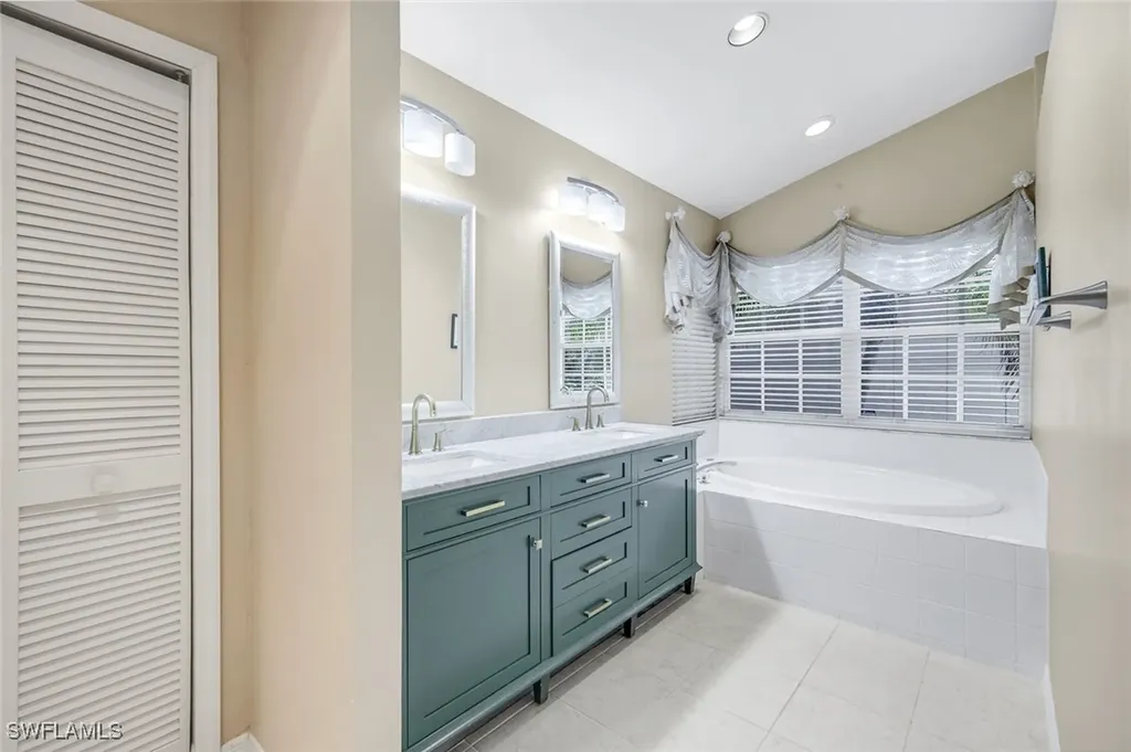 20090 Golden Panther Drive Estero FL 33928