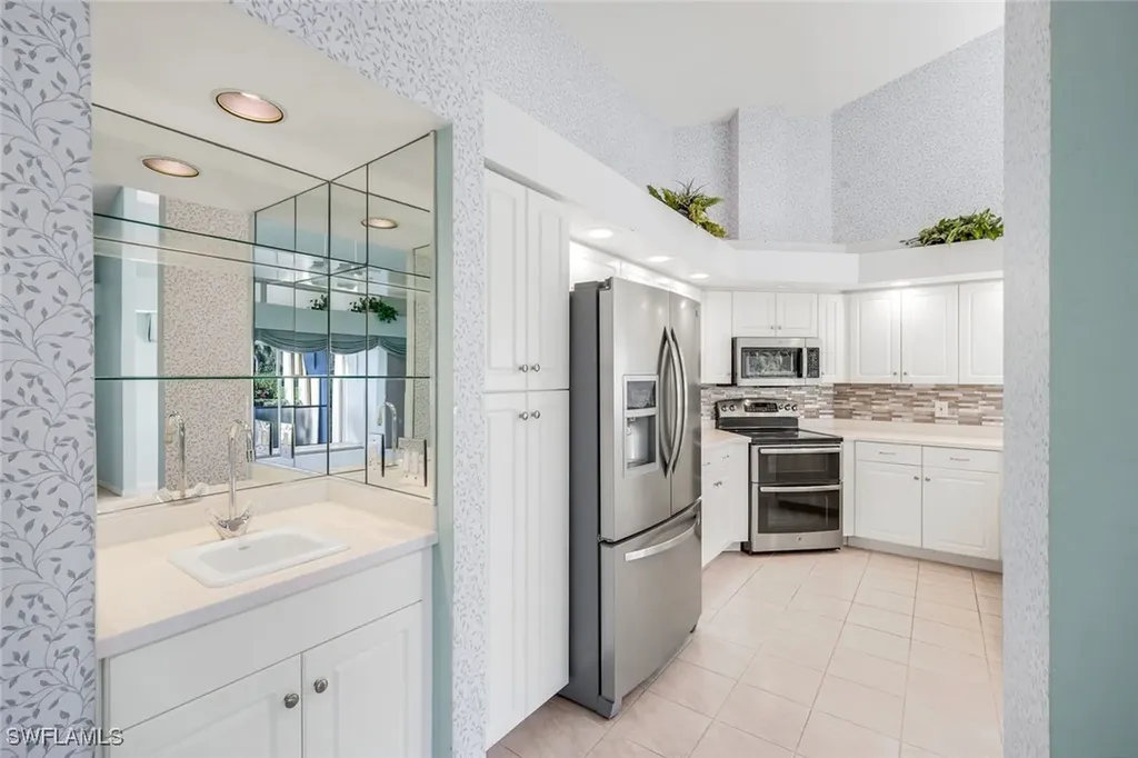 20090 Golden Panther Drive Estero FL 33928