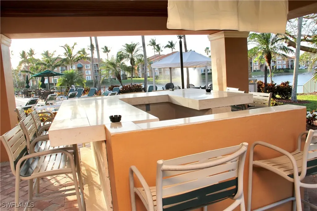 1265 Wildwood Lakes Boulevard Naples FL 34104
