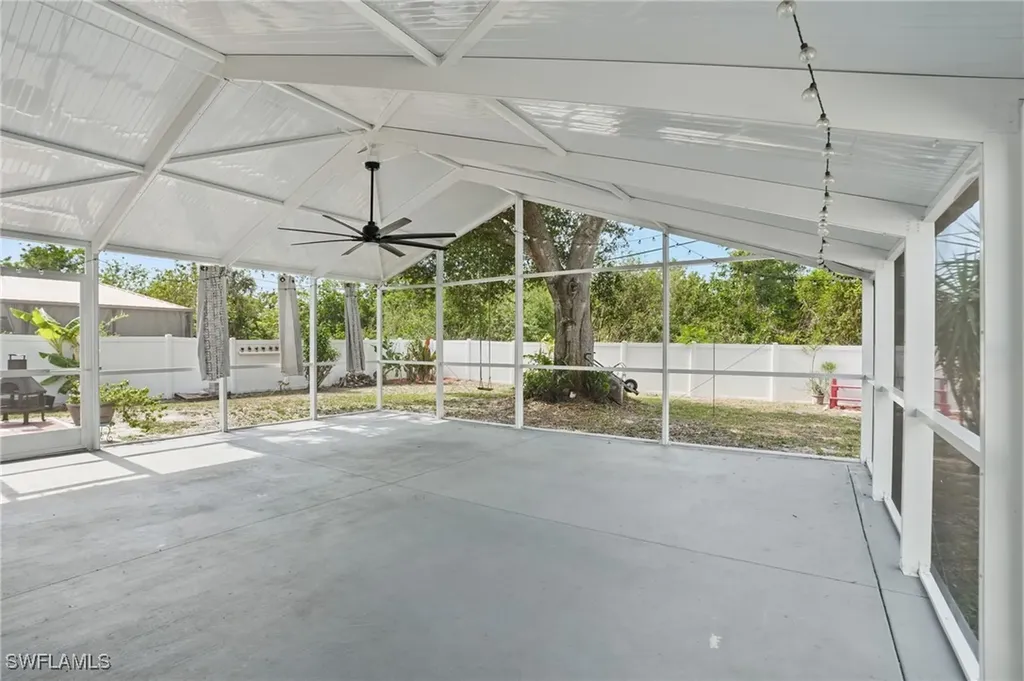 426 Chestnut Avenue NW Port Charlotte FL 33952