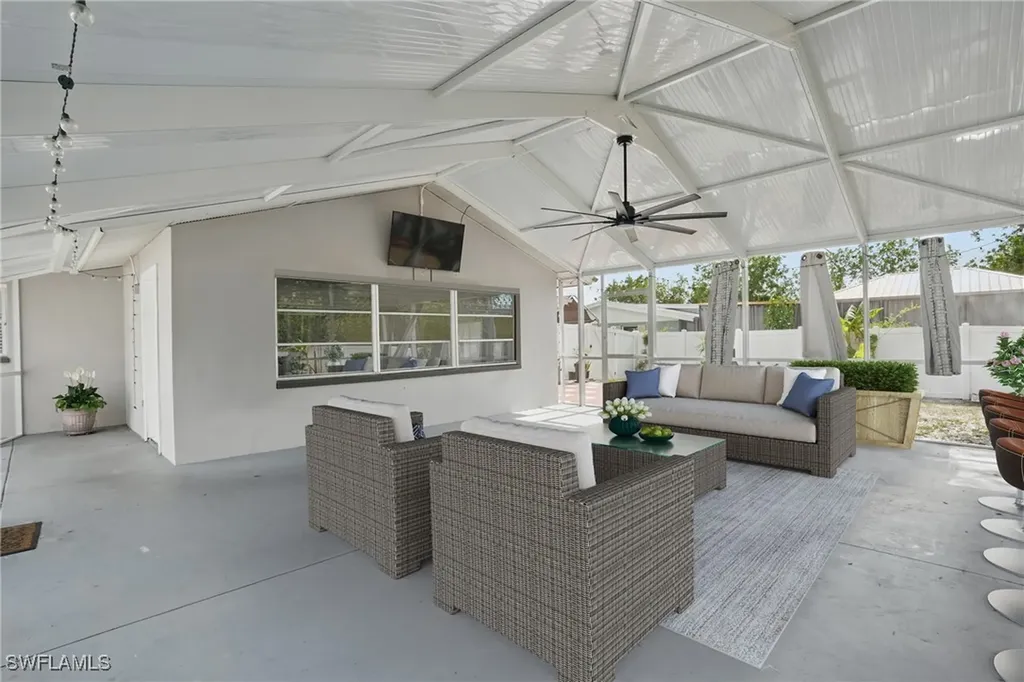 426 Chestnut Avenue NW Port Charlotte FL 33952