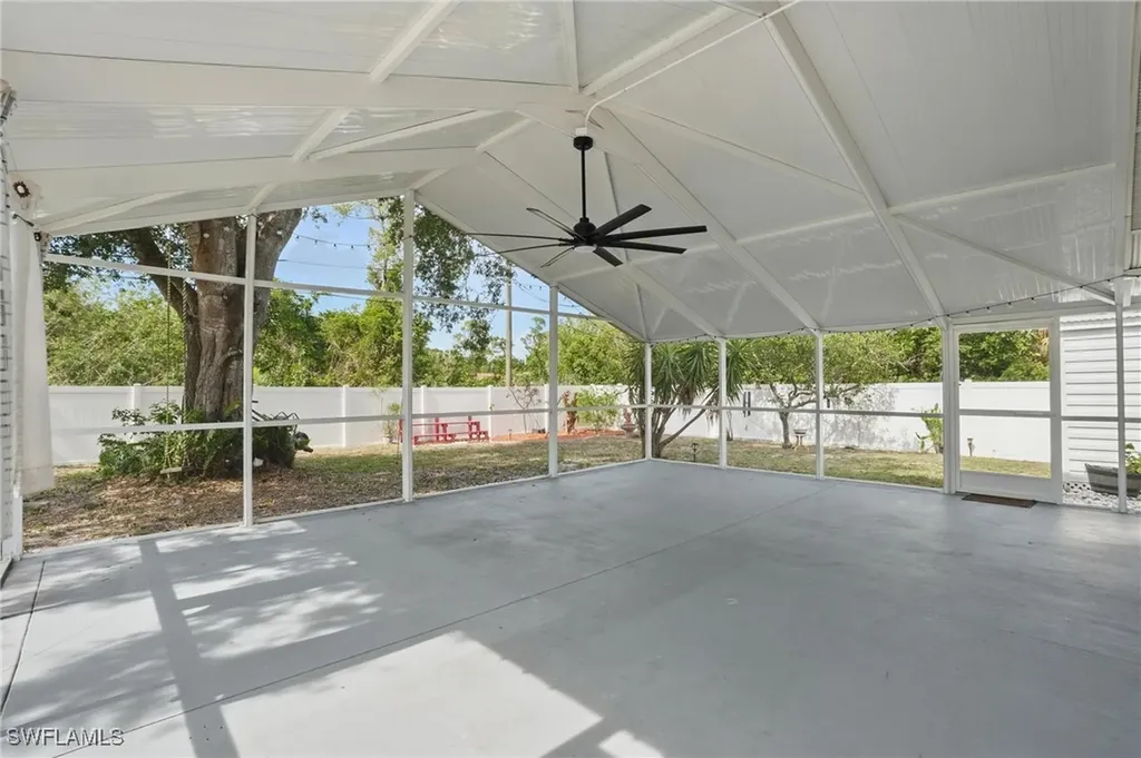 426 Chestnut Avenue NW Port Charlotte FL 33952