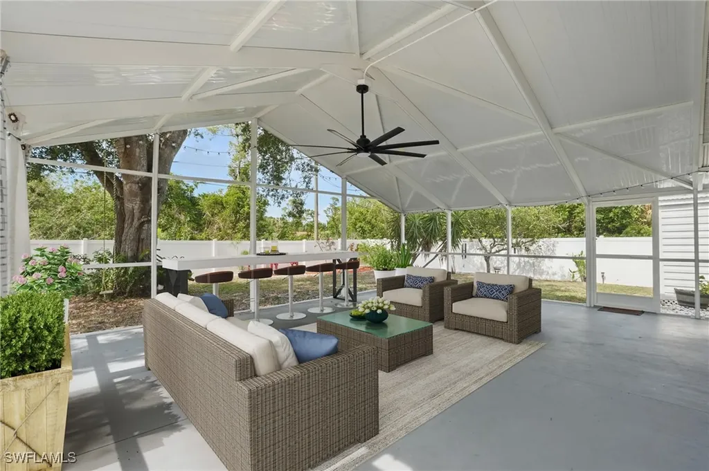 426 Chestnut Avenue NW Port Charlotte FL 33952