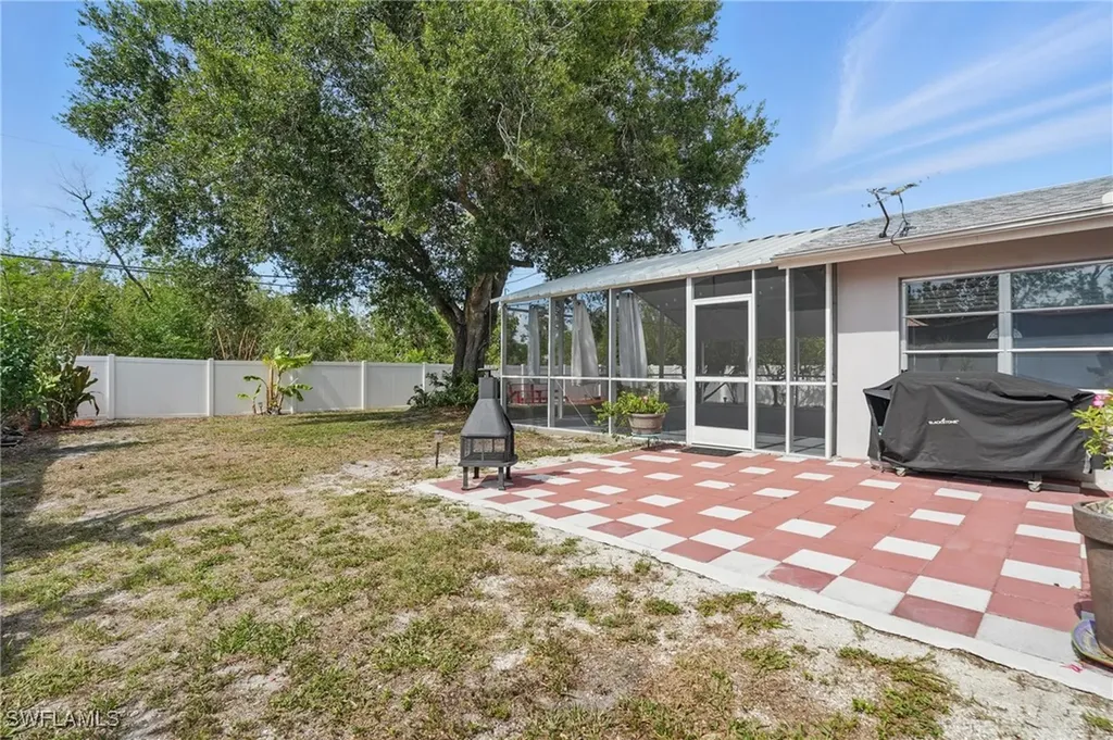 426 Chestnut Avenue NW Port Charlotte FL 33952