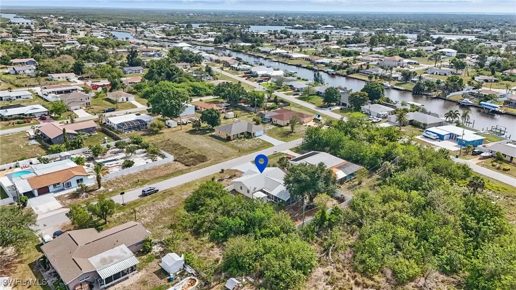 426 Chestnut Avenue NW Port Charlotte FL 33952