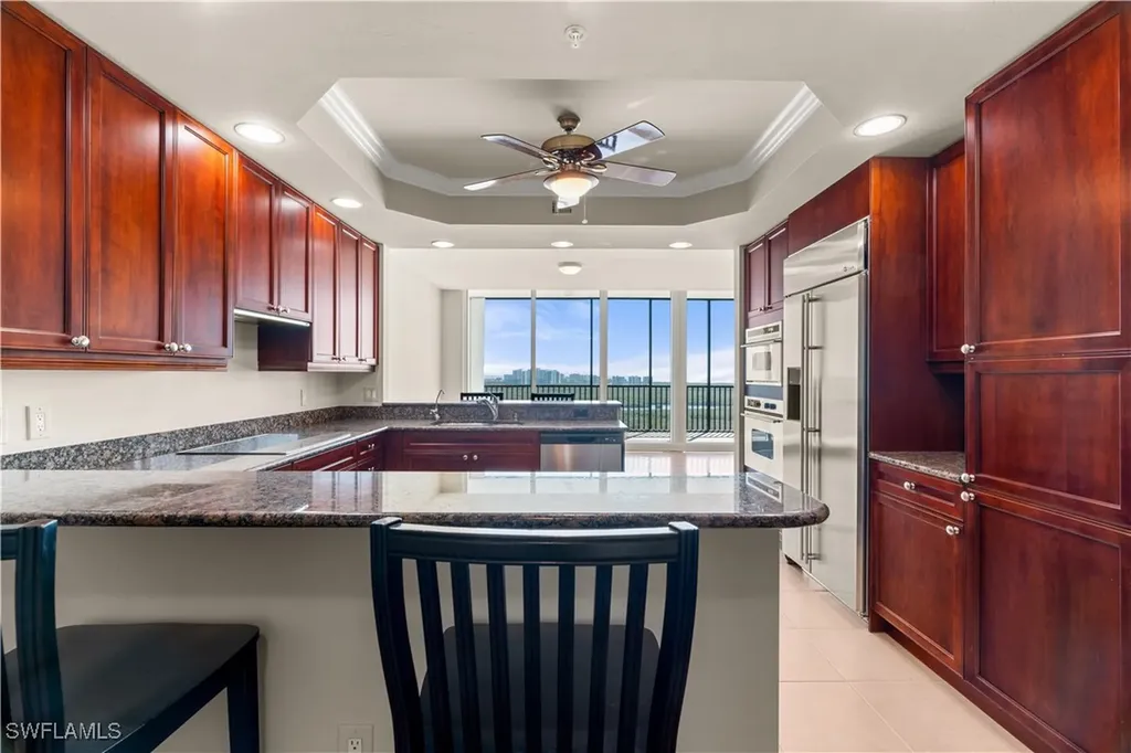 455 Cove Tower Drive Naples FL 34110