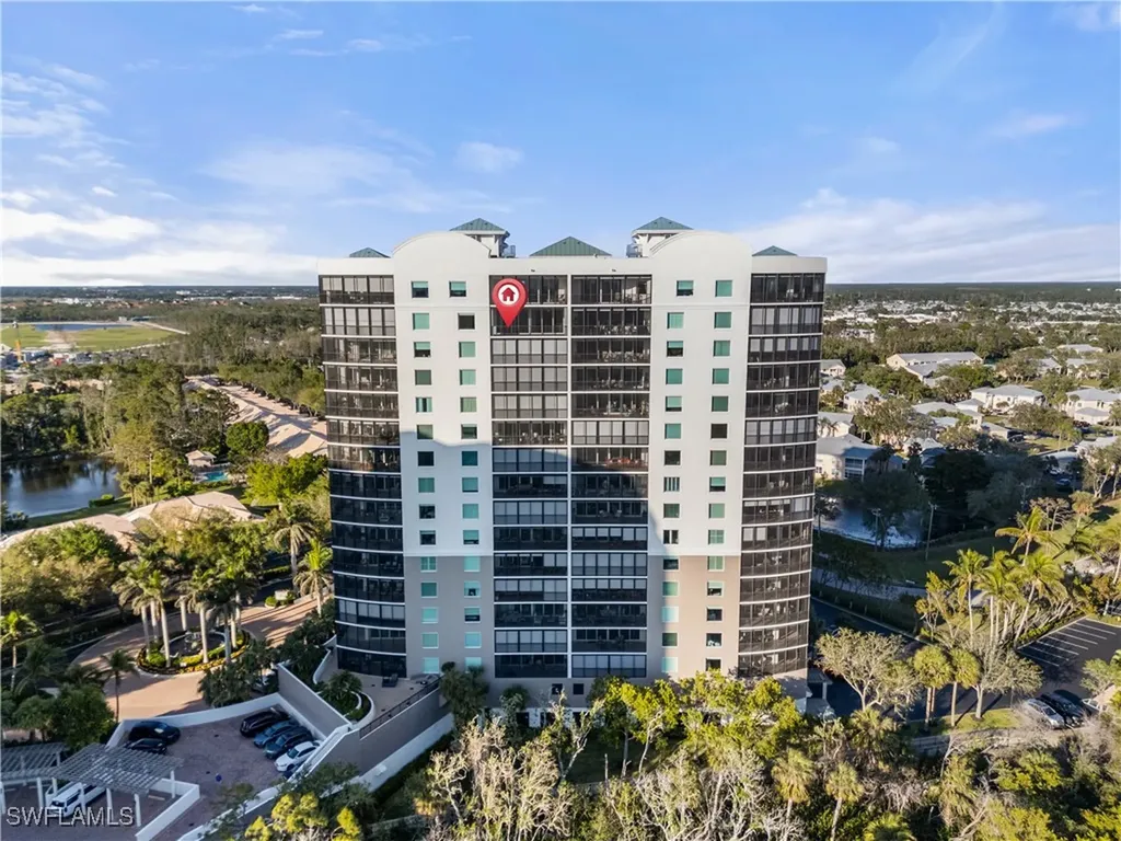 455 Cove Tower Drive Naples FL 34110
