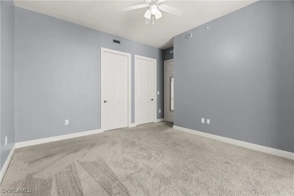 455 Cove Tower Drive Naples FL 34110