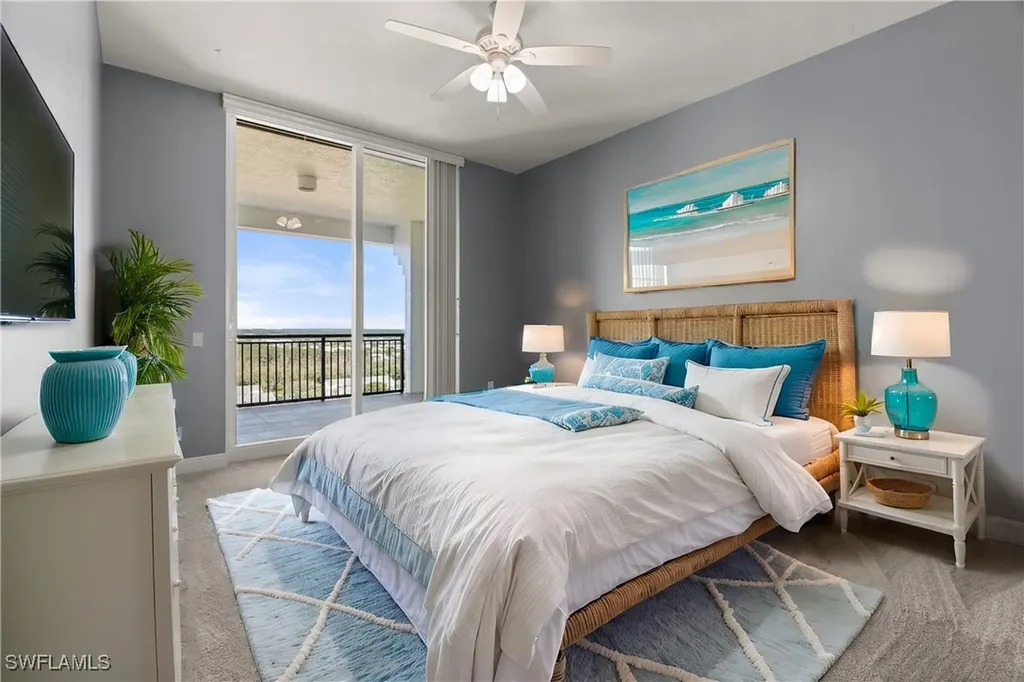 455 Cove Tower Drive Naples FL 34110