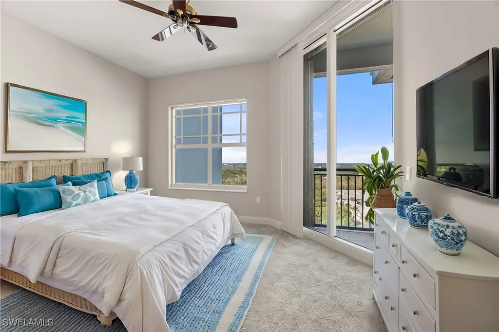 455 Cove Tower Drive Naples FL 34110