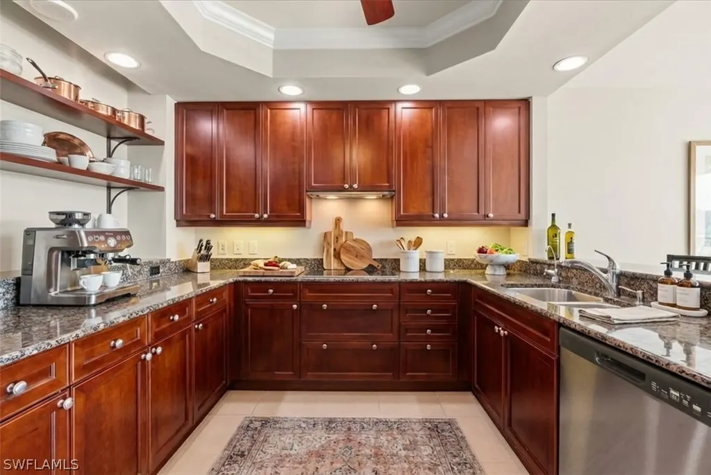 455 Cove Tower Drive Naples FL 34110