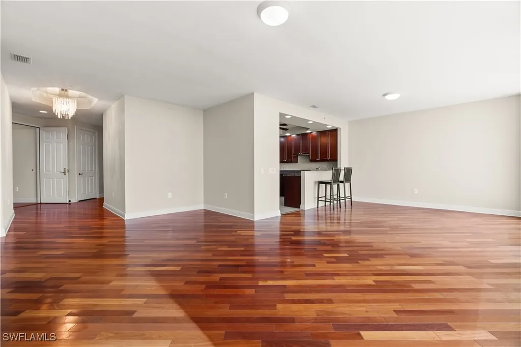 455 Cove Tower Drive Naples FL 34110