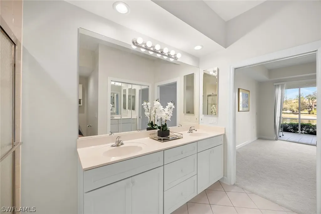 6830 Beach Resort Drive Naples FL 34114