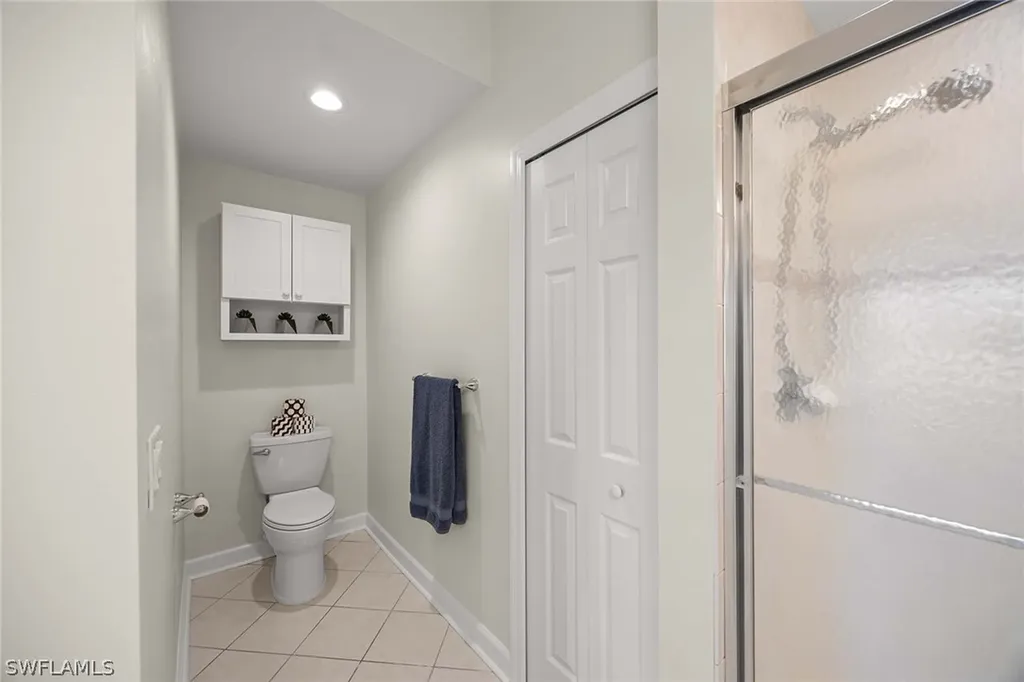 6830 Beach Resort Drive Naples FL 34114