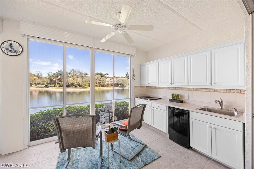 6830 Beach Resort Drive Naples FL 34114