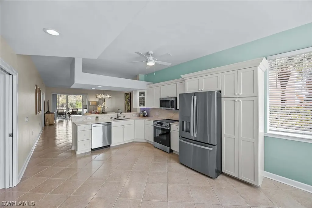 6830 Beach Resort Drive Naples FL 34114